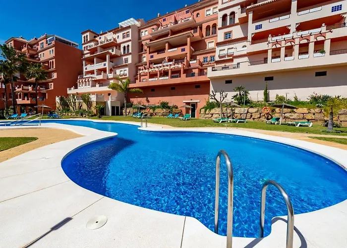 2173-Superb Apt With Amazing Seaview