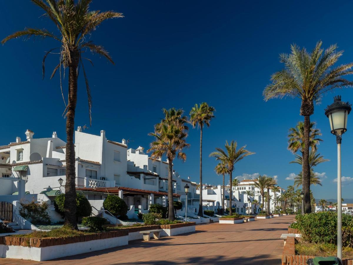 2173-superb With Amazing Seaview *