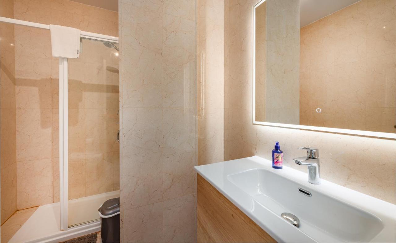 2173-superb With Amazing Seaview Manilva