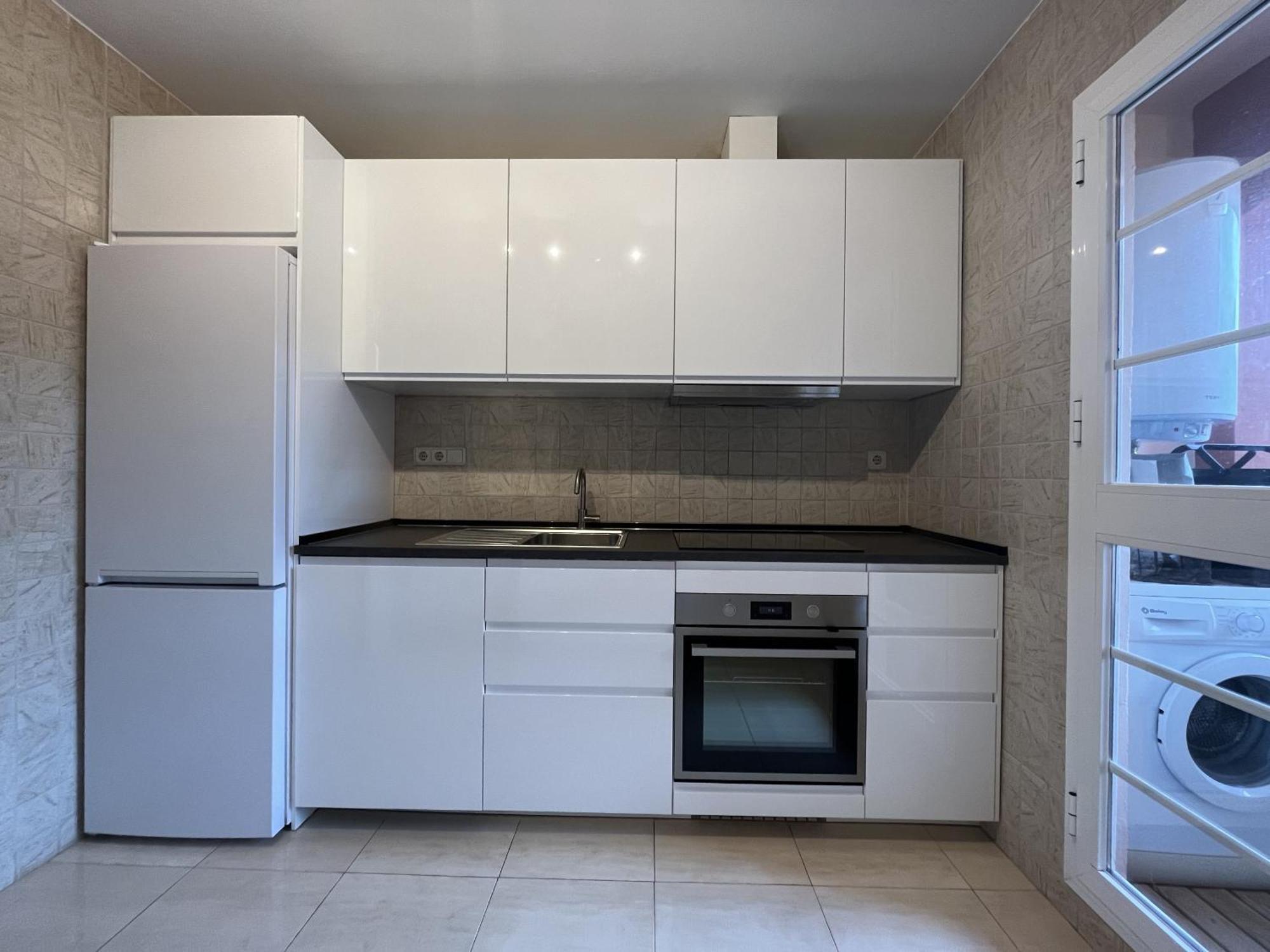 2173-superb With Amazing Seaview